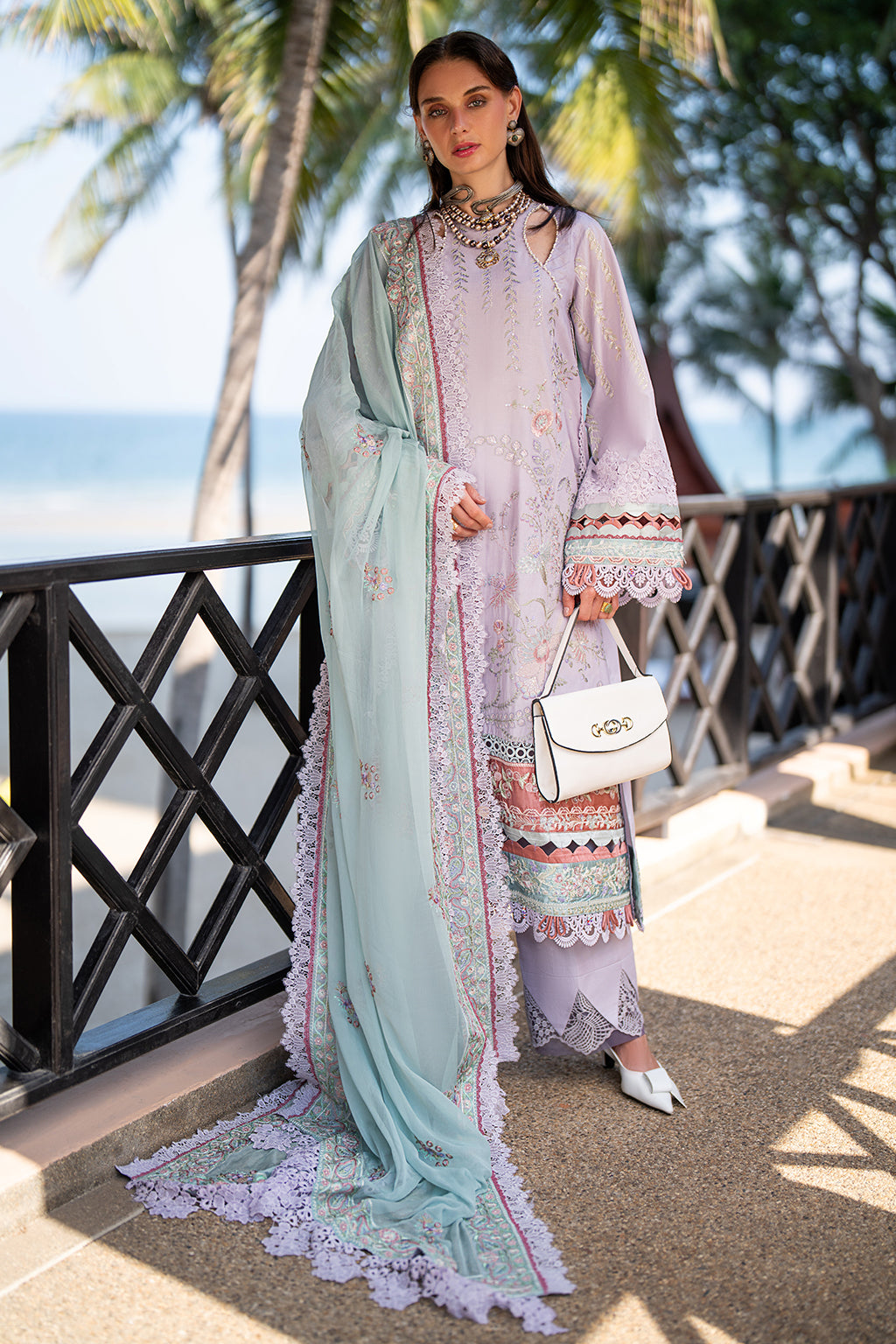 CASTLE - Designersforumofficial